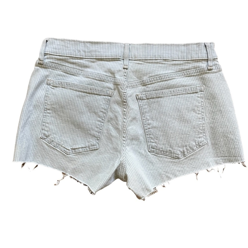 Gap 26R Light Blue and White Striped Jean Short with Frayed Raw Hem - Picture 2 of 5